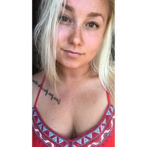 Meet your Posher, Hailie